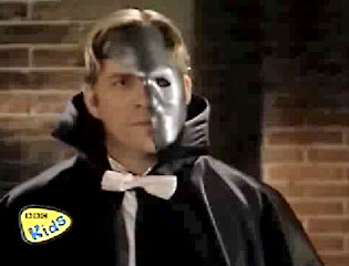 Phantom of the Factory from TV series "Big Wolf on Campus", 1999-2002. Episod "There's Something About Lori'