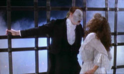 Michael Crawford & Sara Brightman in The Music of the Night.