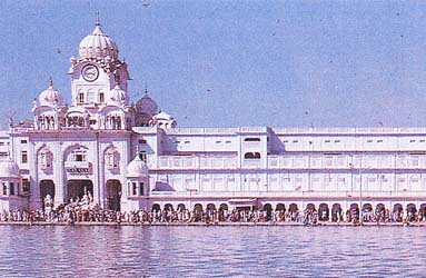 Sacred Lake Sarovara.   Amritsara.  Punjab
